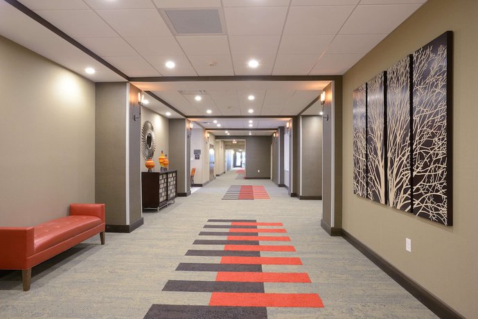 Imagen de los interiores del Hotel Hampton Inn And Suites Cincinnati / Kenwood. Foto 20
