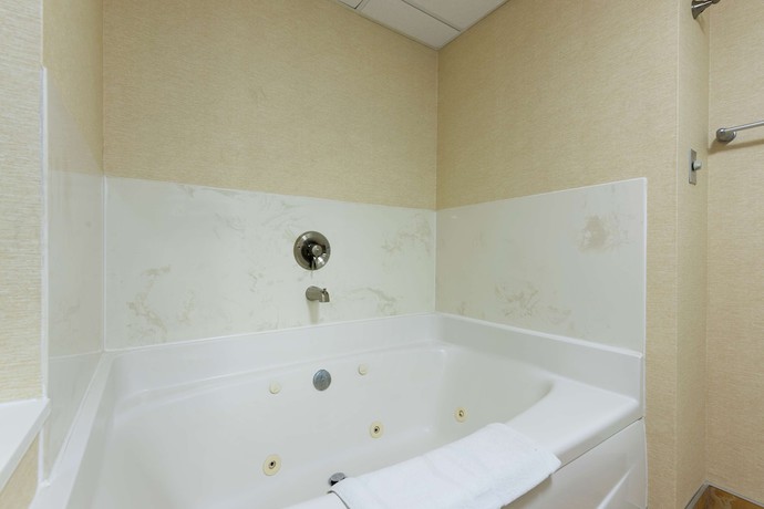 Imagen de la habitación del Hotel Hampton Inn And Suites Cleveland-airport/middleburg Heights. Foto 5