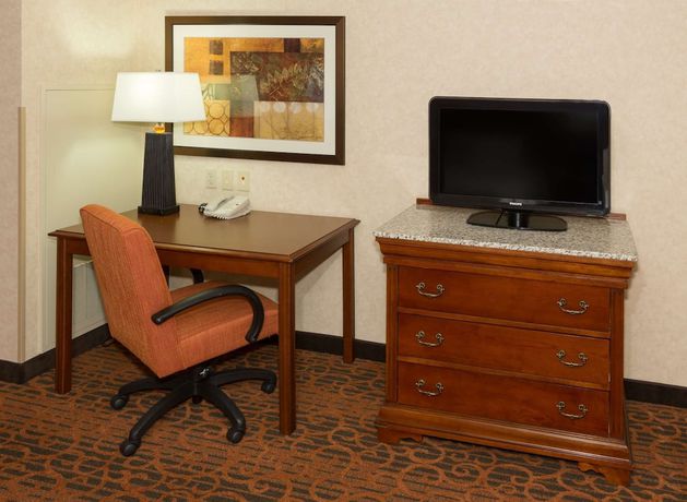 Imagen de la habitación del Hotel Hampton Inn And Suites Cleveland-beachwood. Foto 5