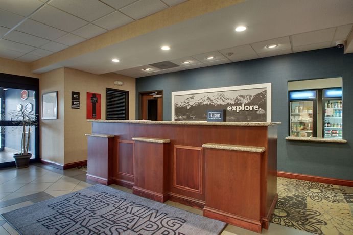 Imagen de los interiores del Hotel Hampton Inn And Suites Denver Littleton. Foto 17