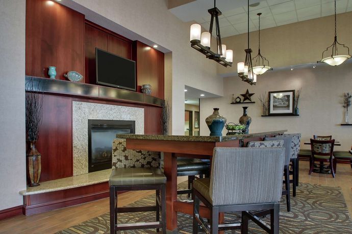 Imagen de los interiores del Hotel Hampton Inn And Suites Denver Littleton. Foto 19