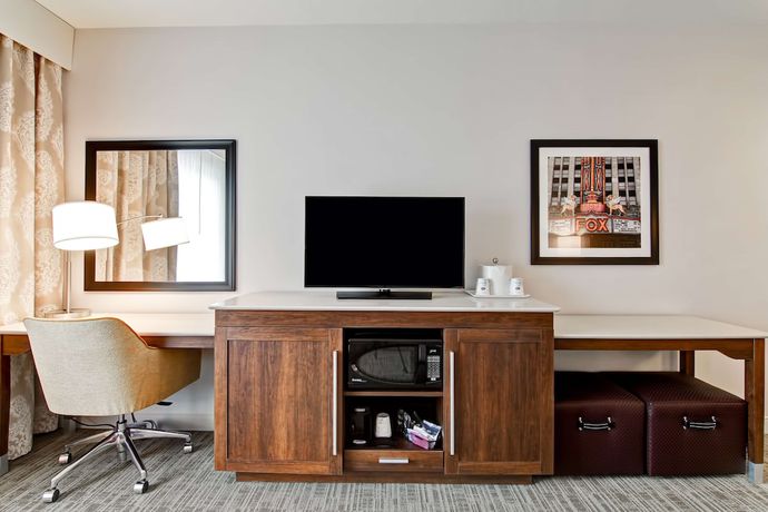 Imagen de la habitación del Hotel Hampton Inn And Suites Detroit/troy. Foto 3