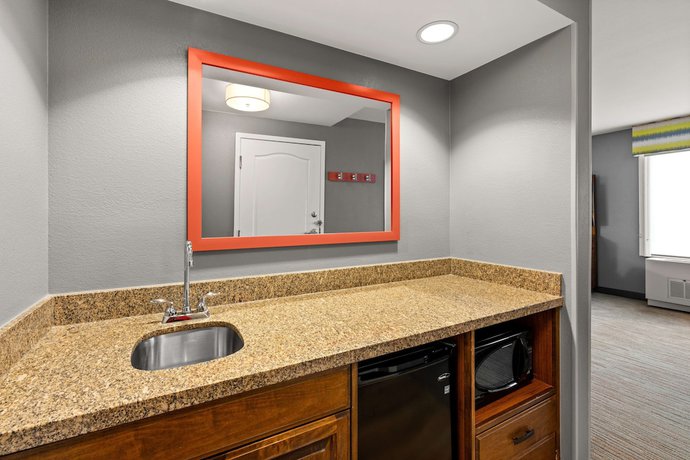 Imagen de la habitación del Hotel Hampton Inn And Suites Fairbanks. Foto 5