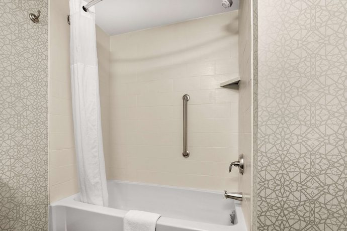 Imagen de la habitación del Hotel Hampton Inn And Suites Fairbanks. Foto 13