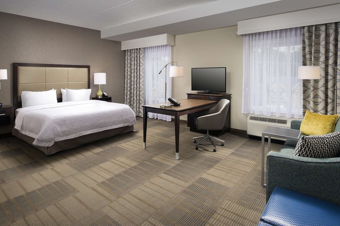 Imagen de la habitación del Hotel Hampton Inn And Suites Falls Church. Foto 10
