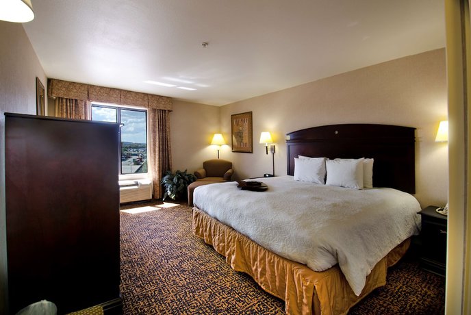 Imagen de la habitación del Hotel Hampton Inn And Suites Gallup. Foto 9