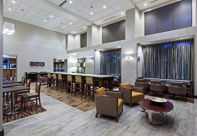Imagen del bar/restaurante del Hotel Hampton Inn And Suites Georgetown/austin North, Tx. Foto 5