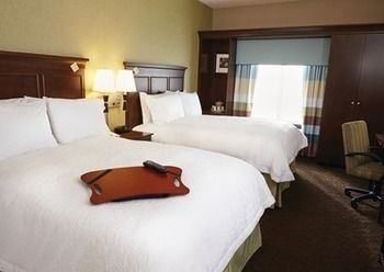 Imagen del bar/restaurante del Hotel Hampton Inn And Suites Grand Rapids Downtown. Foto 2