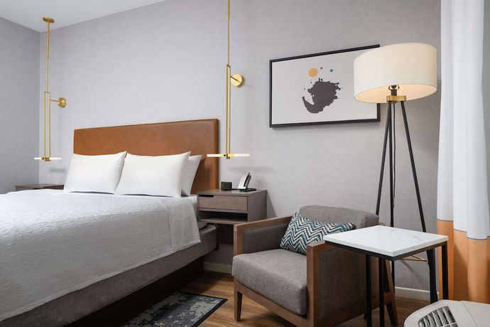 Imagen de la habitación del Hotel Hampton Inn And Suites Huntsville Downtown. Foto 17