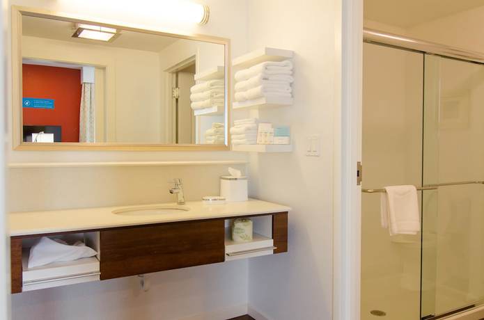 Imagen de la habitación del Hotel Hampton Inn And Suites Huntsville. Foto 9