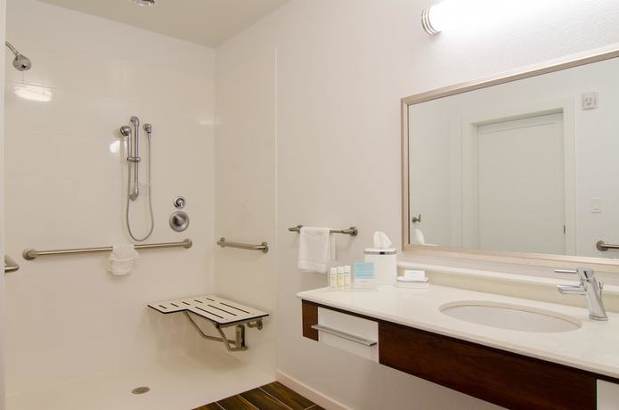 Imagen de la habitación del Hotel Hampton Inn And Suites Huntsville. Foto 10