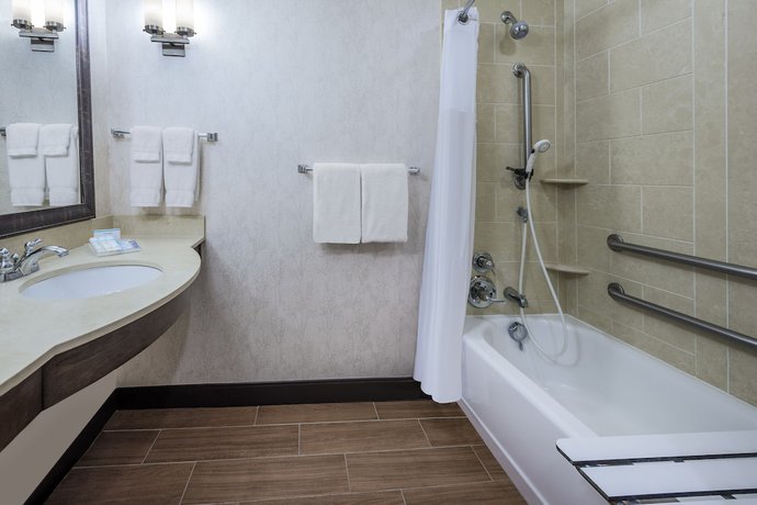 Imagen de la habitación del Hotel Hampton Inn And Suites Huntsville. Foto 14