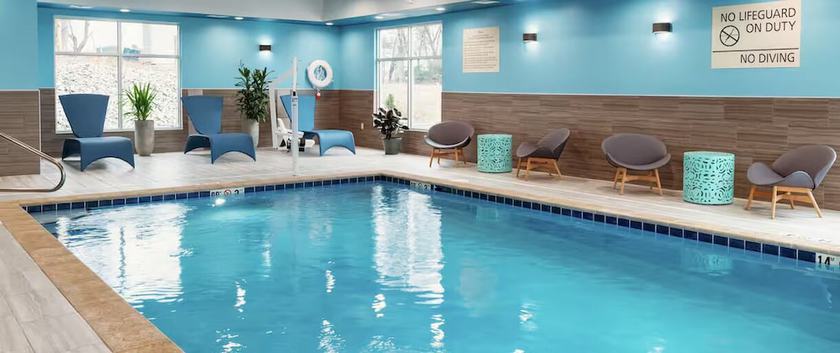 Imagen de la piscina del Hotel Hampton Inn And Suites Indianapolis West Speedway. Foto 4