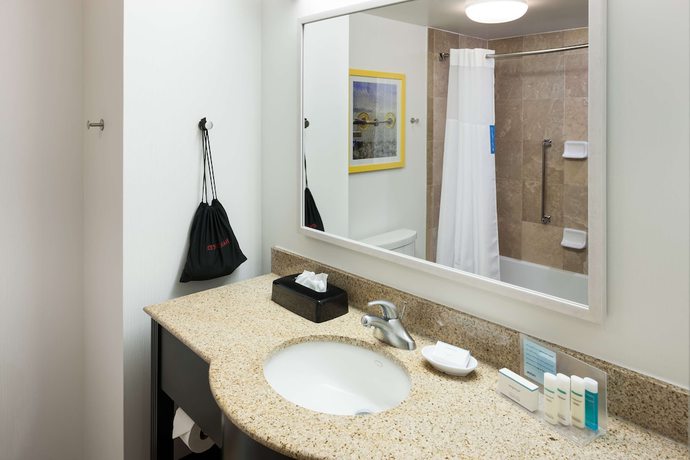 Imagen de la habitación del Hotel Hampton Inn And Suites Jackson. Foto 3