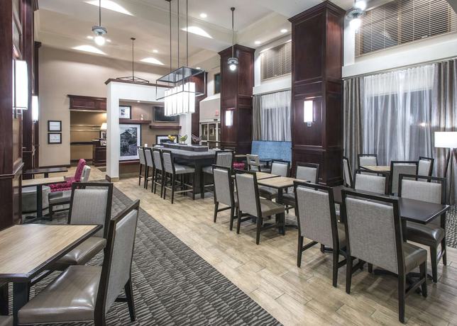 Imagen de los interiores del Hotel Hampton Inn And Suites Jackson. Foto 18
