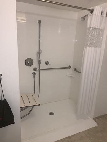 Imagen de la habitación del Hotel Hampton Inn And Suites Jackson. Foto 8