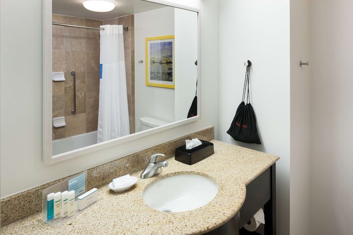 Imagen de la habitación del Hotel Hampton Inn And Suites Jackson. Foto 11