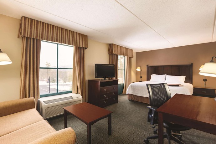 Imagen de la habitación del Hotel Hampton Inn And Suites Lake George. Foto 5