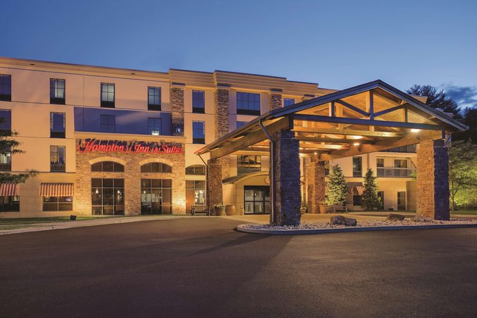 Imagen general del Hotel Hampton Inn And Suites Lake George. Foto 1