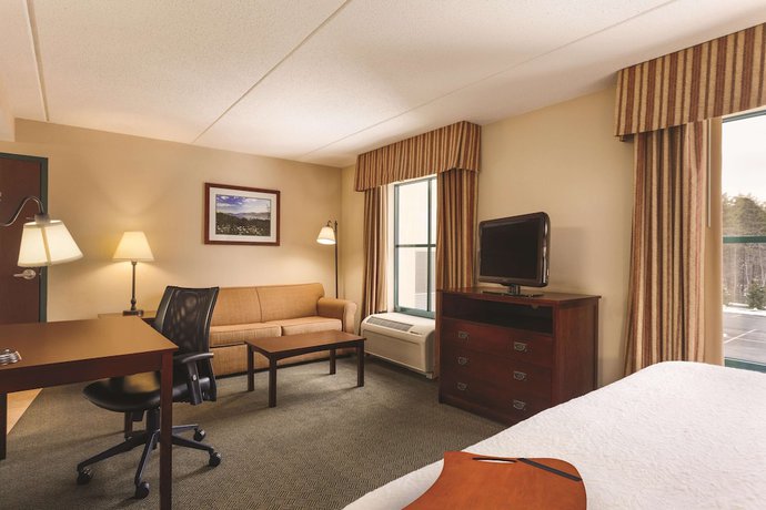 Imagen de la habitación del Hotel Hampton Inn And Suites Lake George. Foto 10