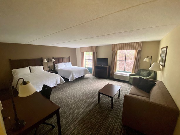 Imagen de la habitación del Hotel Hampton Inn And Suites Lake George. Foto 15