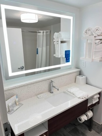 Imagen de la habitación del Hotel Hampton Inn And Suites Louisville East. Foto 6