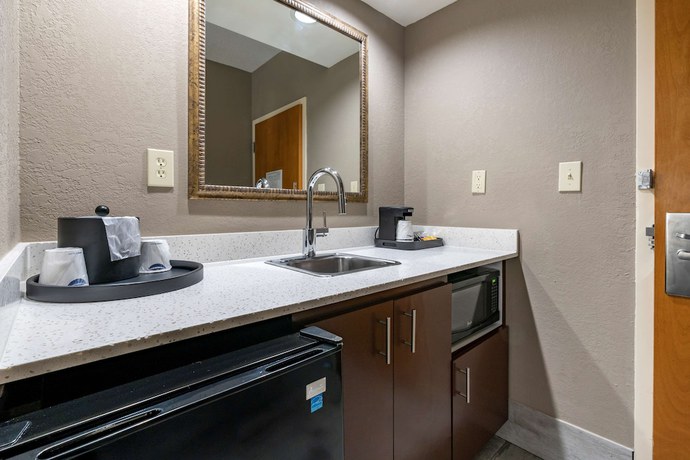 Imagen de la habitación del Hotel Hampton Inn And Suites Louisville East. Foto 10