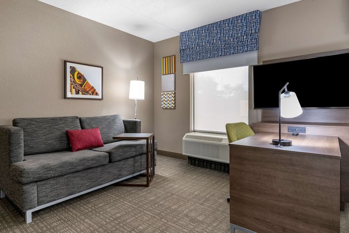 Imagen de la habitación del Hotel Hampton Inn And Suites Louisville East. Foto 17