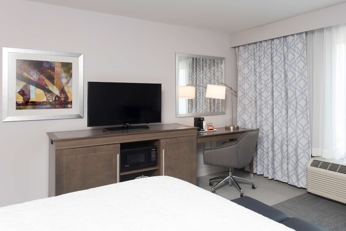 Imagen de la habitación del Hotel Hampton Inn And Suites Michigan City. Foto 5