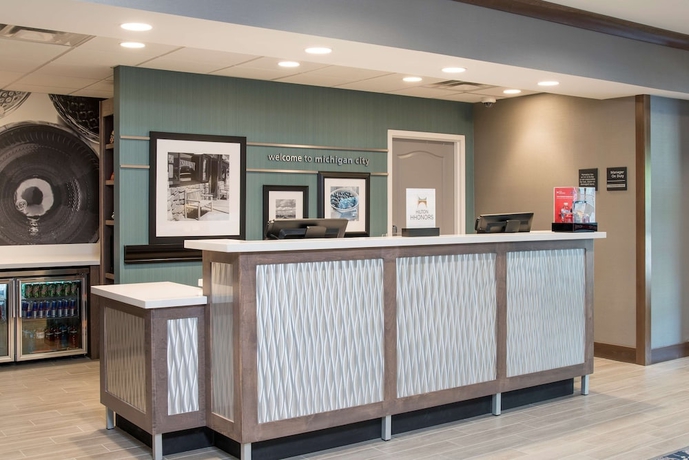Imagen de los interiores del Hotel Hampton Inn And Suites Michigan City. Foto 18