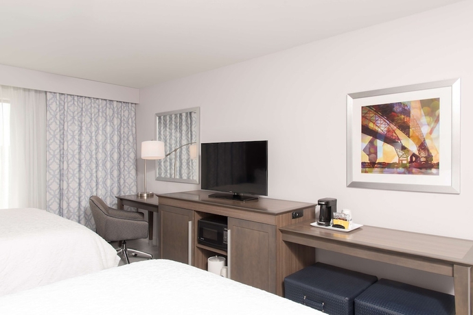 Imagen de la habitación del Hotel Hampton Inn And Suites Michigan City. Foto 15
