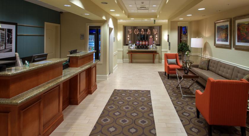 Imagen de los interiores del Hotel Hampton Inn And Suites Mobile I-65 At Airport Blvd. Foto 6