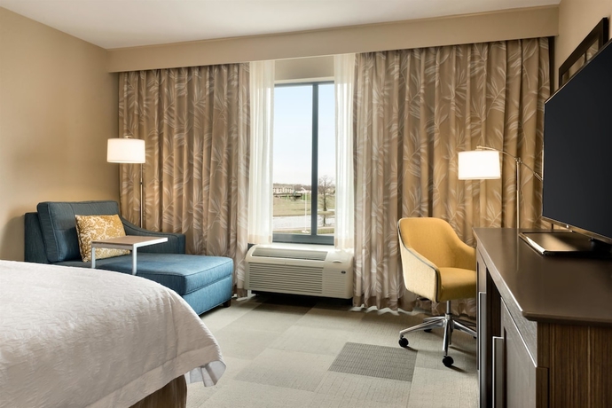 Imagen de la habitación del Hotel Hampton Inn And Suites Monroe. Foto 3