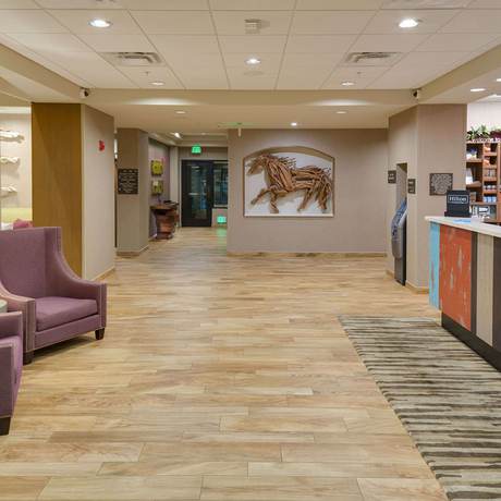 Imagen de los interiores del Hotel Hampton Inn And Suites Murrieta Temecula. Foto 19