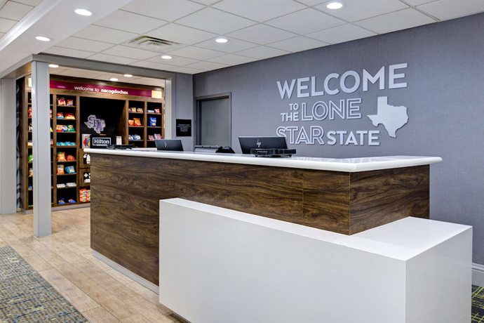 Imagen de los interiores del Hotel Hampton Inn And Suites Nacogdoches. Foto 20