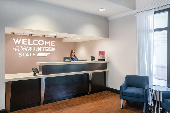 Imagen de los interiores del Hotel Hampton Inn And Suites Nashville/Franklin (Cool Springs). Foto 17