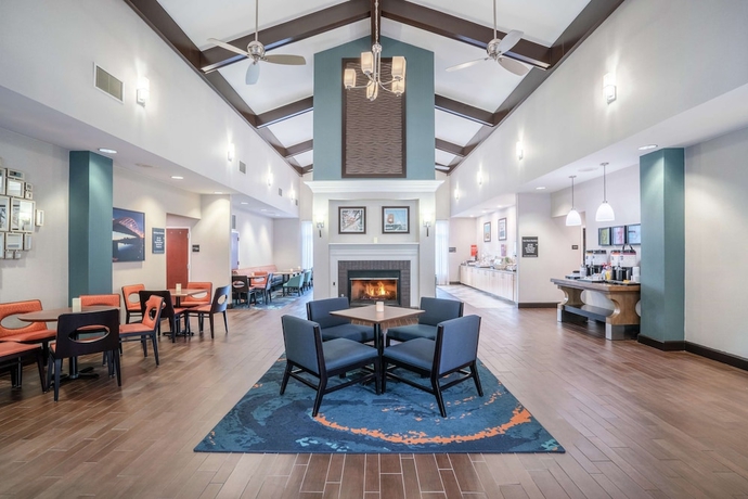 Imagen de los interiores del Hotel Hampton Inn And Suites Nashville/Franklin (Cool Springs). Foto 19