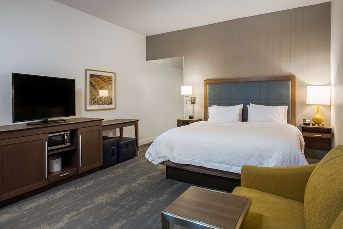 Imagen de la habitación del Hotel Hampton Inn And Suites Newport/cincinnati. Foto 9