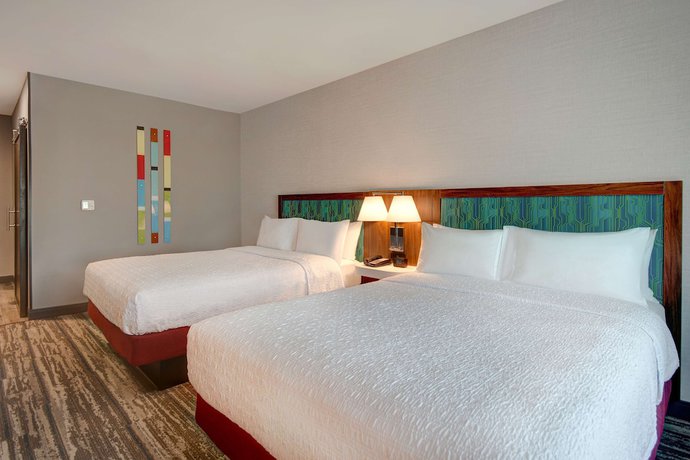 Imagen de la habitación del Hotel Hampton Inn And Suites Ontario Rancho Cucamonga. Foto 10