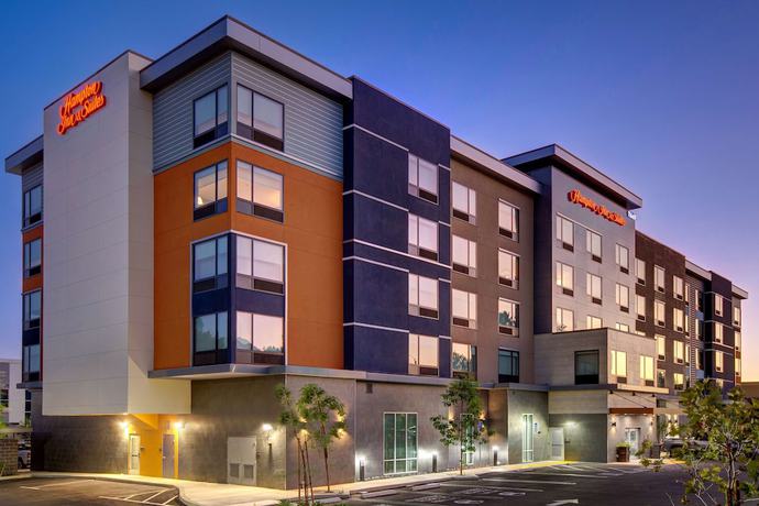 Imagen general del Hotel Hampton Inn And Suites Ontario Rancho Cucamonga. Foto 1