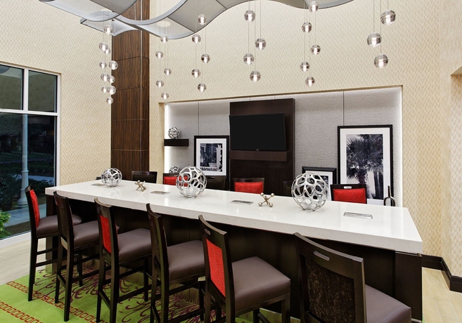 Imagen de los interiores del Hotel Hampton Inn And Suites Orlando-north/Altamonte Springs. Foto 14