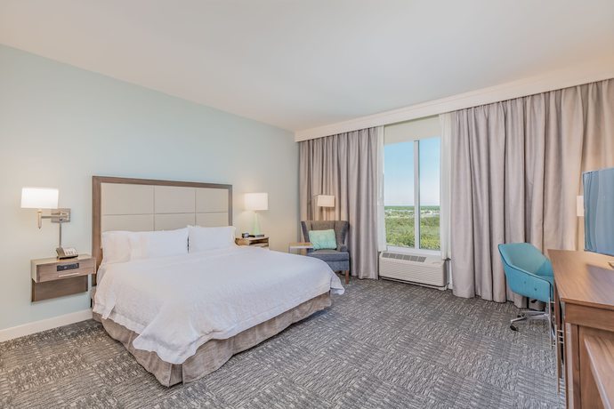 Imagen de la habitación del Hotel Hampton Inn And Suites Panama City Beach-beachfront. Foto 7