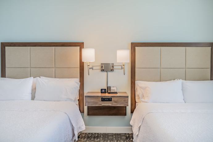 Imagen de la habitación del Hotel Hampton Inn And Suites Panama City Beach-beachfront. Foto 10