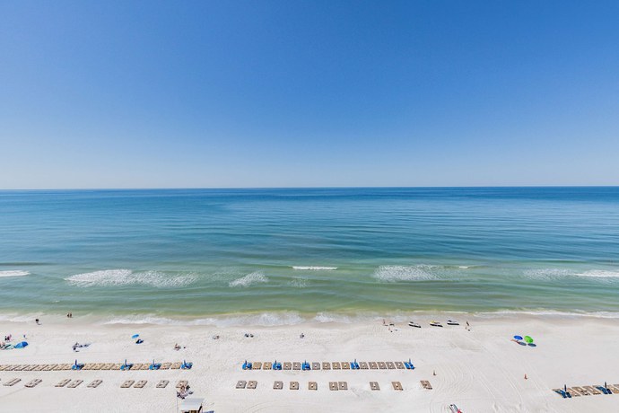 Imagen general del Hotel Hampton Inn And Suites Panama City Beach-beachfront. Foto 2