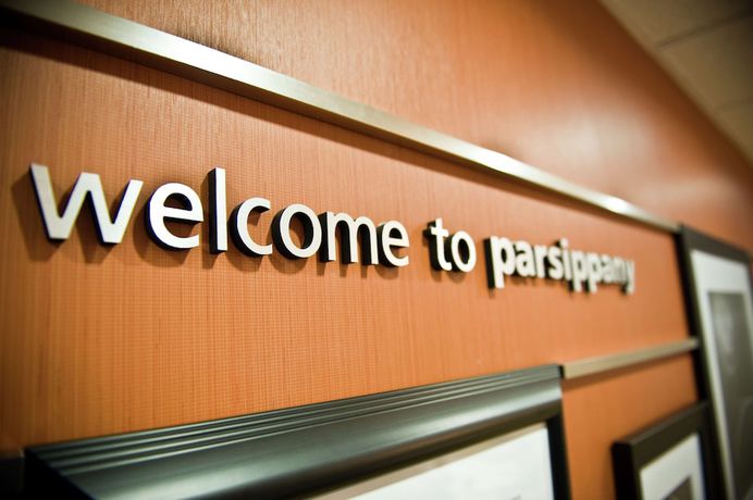 Imagen de los interiores del Hotel Hampton Inn And Suites Parsippany/north. Foto 16