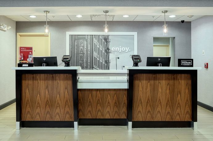 Imagen de los interiores del Hotel Hampton Inn And Suites Parsippany/north. Foto 20