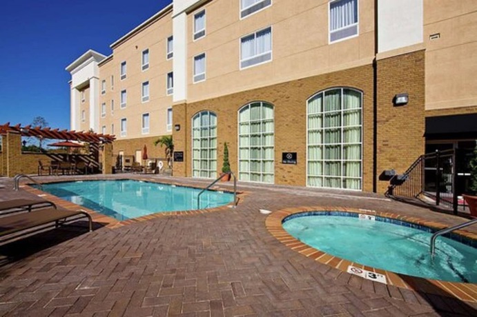 Imagen de la piscina del Hotel Hampton Inn And Suites Phenix City- Columbus Area. Foto 20