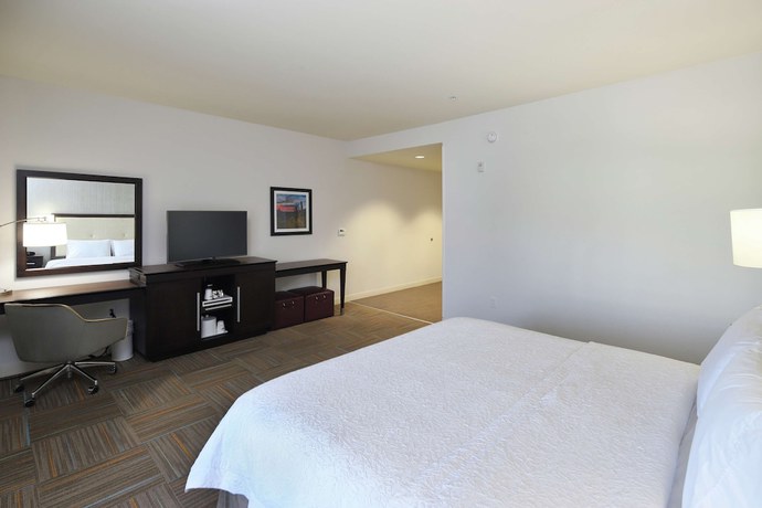 Imagen de la habitación del Hotel Hampton Inn And Suites Phoenix Tempe. Foto 8