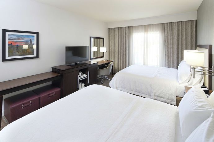 Imagen de la habitación del Hotel Hampton Inn And Suites Phoenix Tempe. Foto 11