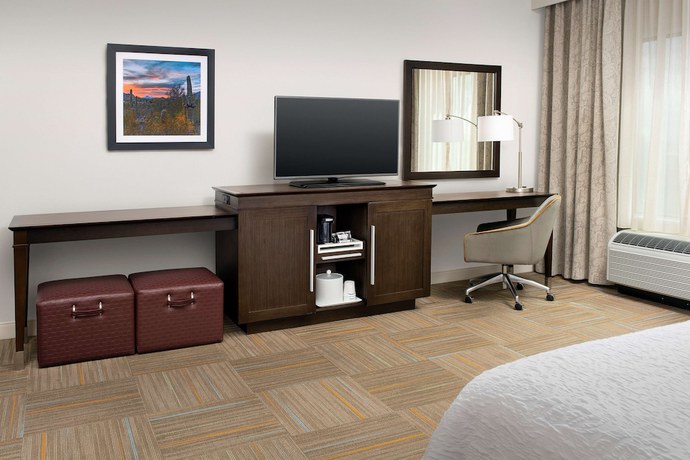 Imagen de la habitación del Hotel Hampton Inn And Suites Phoenix Tempe. Foto 12